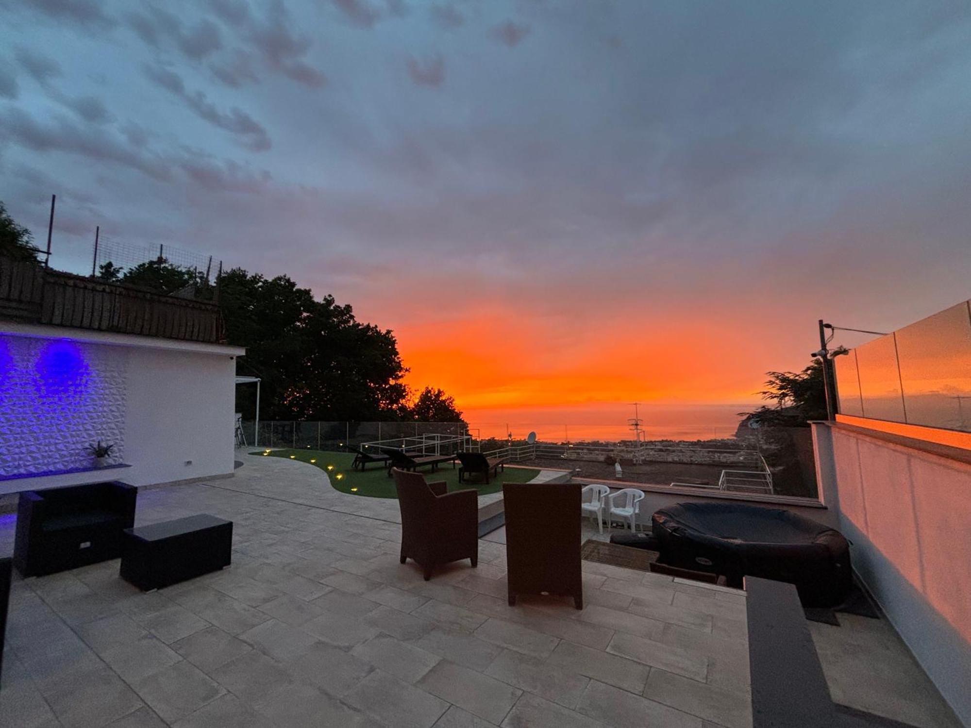 En Suite Bedroom Blue Moon Piano di Sorrento Exterior foto